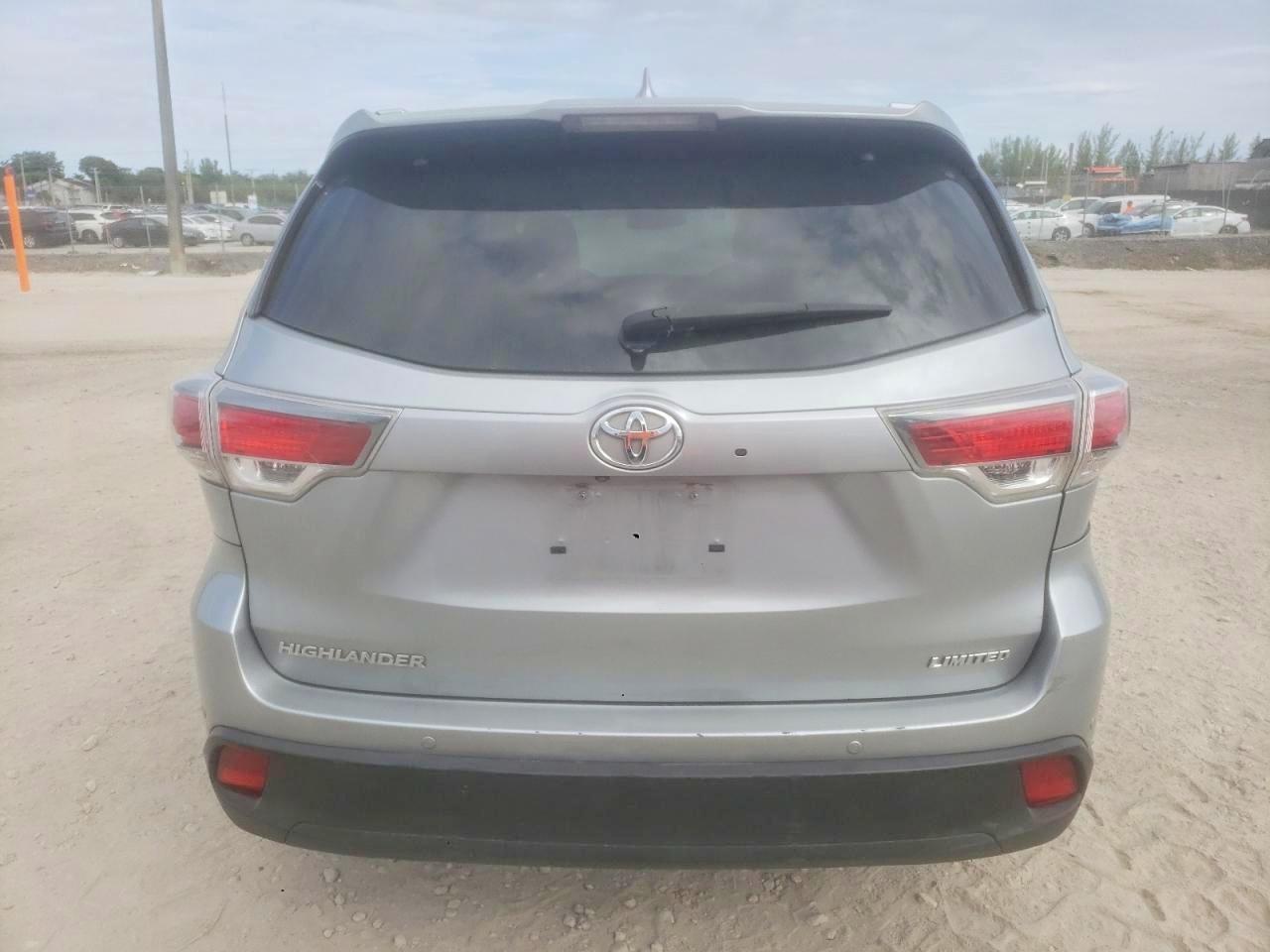 2015 Toyota Highlander Limited - Фото 6