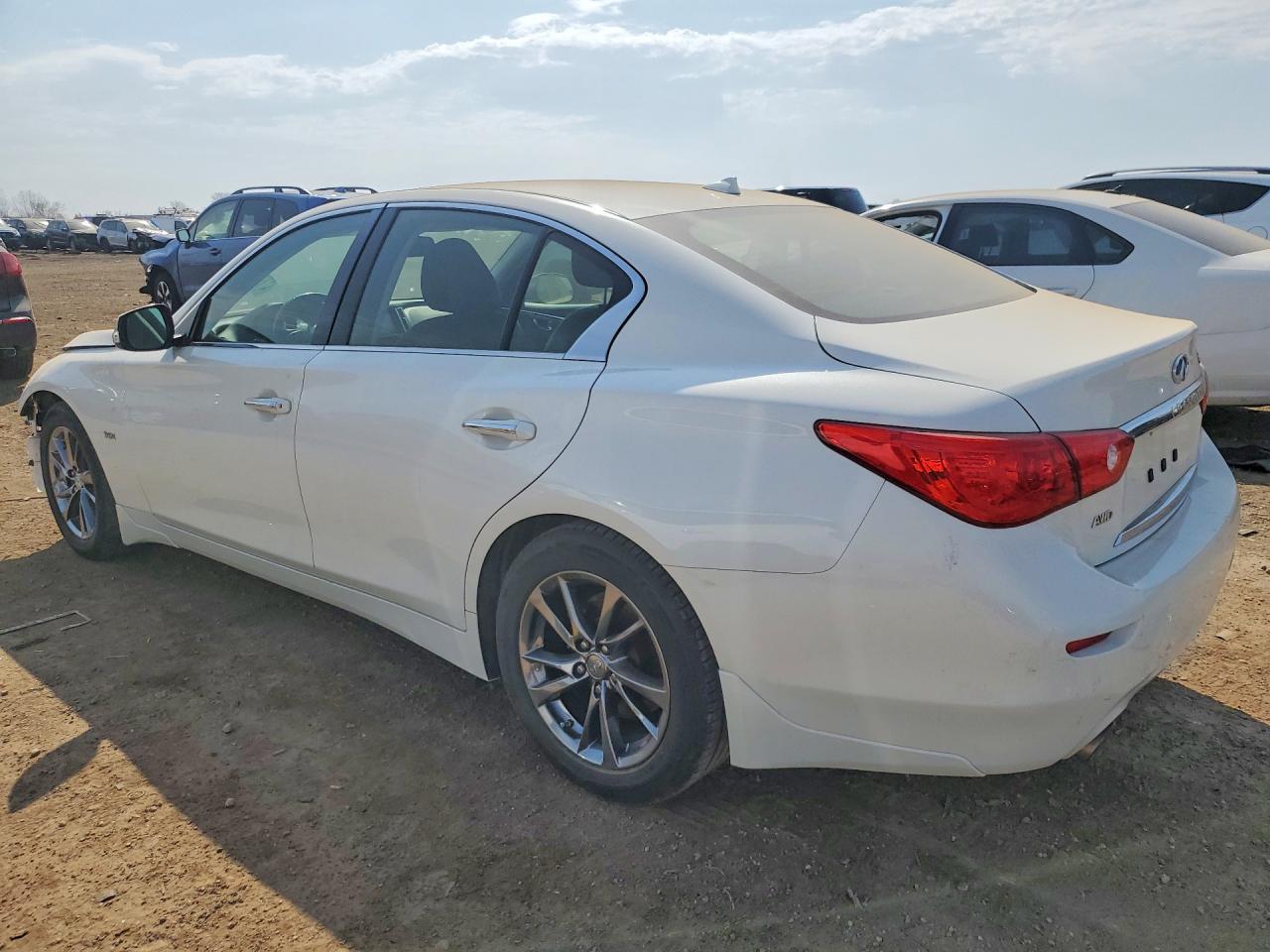 2017 Infiniti Q50 3.0T Signature Edition - Фото 2