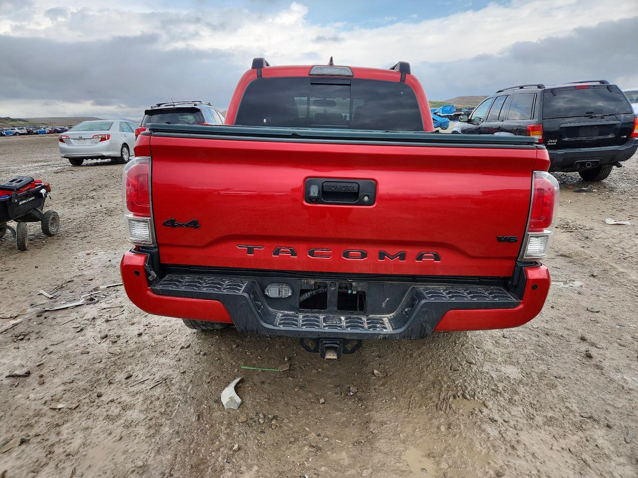2017 Toyota Tacoma Limited - Фото 6