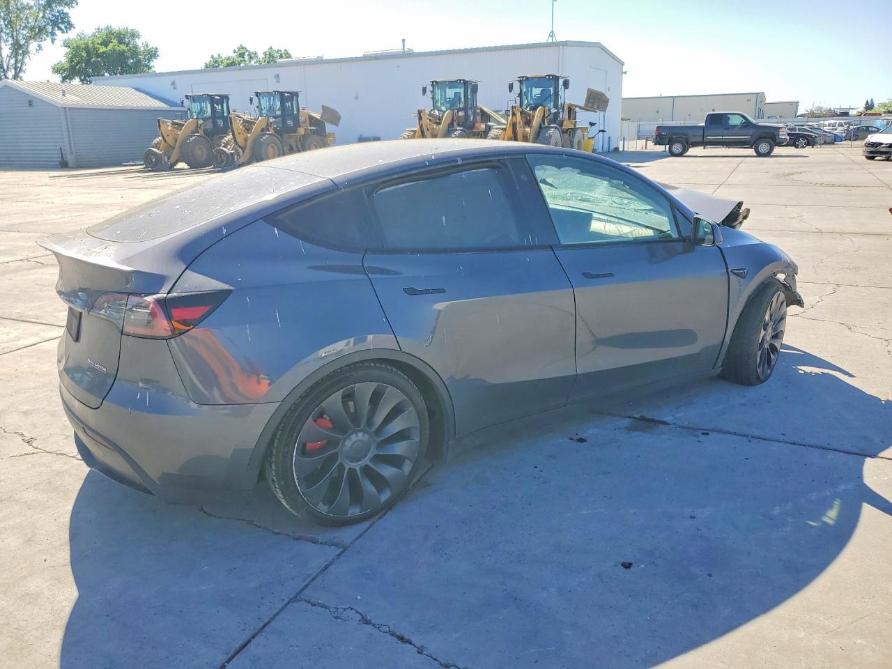 2023 Tesla Model Y - Фото 3