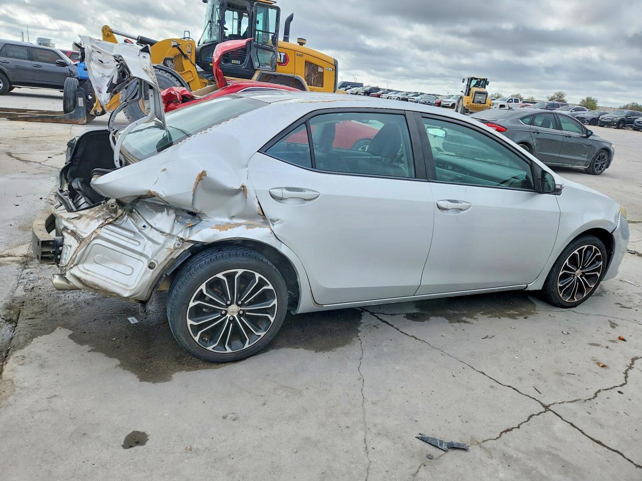 2014 Toyota Corolla S Premium - Image 3