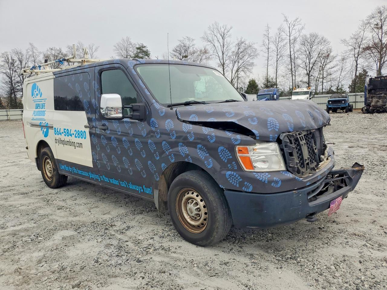 2016 Nissan Nv 2500 Utility / Service Van - Image 4
