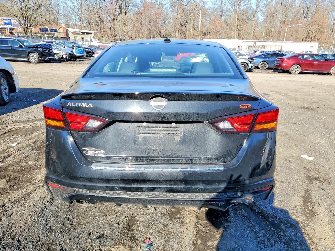 2023 Nissan Altima 2.5 Sr - Image 6