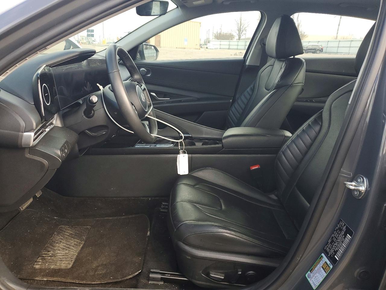 2024 Hyundai Elantra Limited - Image 7