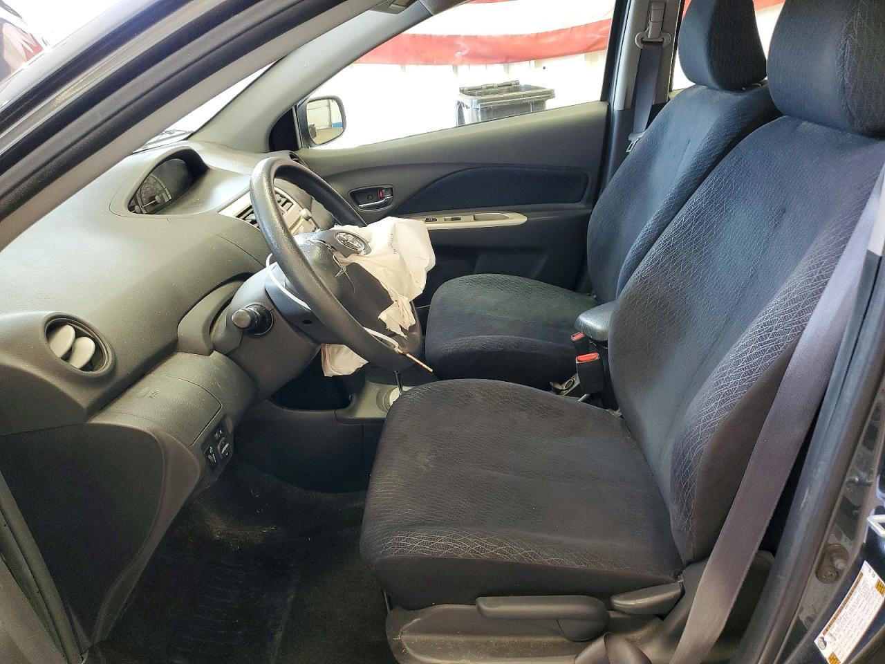 2008 Toyota Yaris - Фото 7