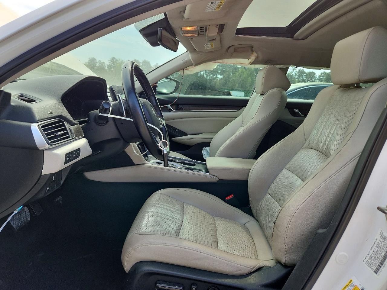 2019 Honda Accord Touring - Фото 7