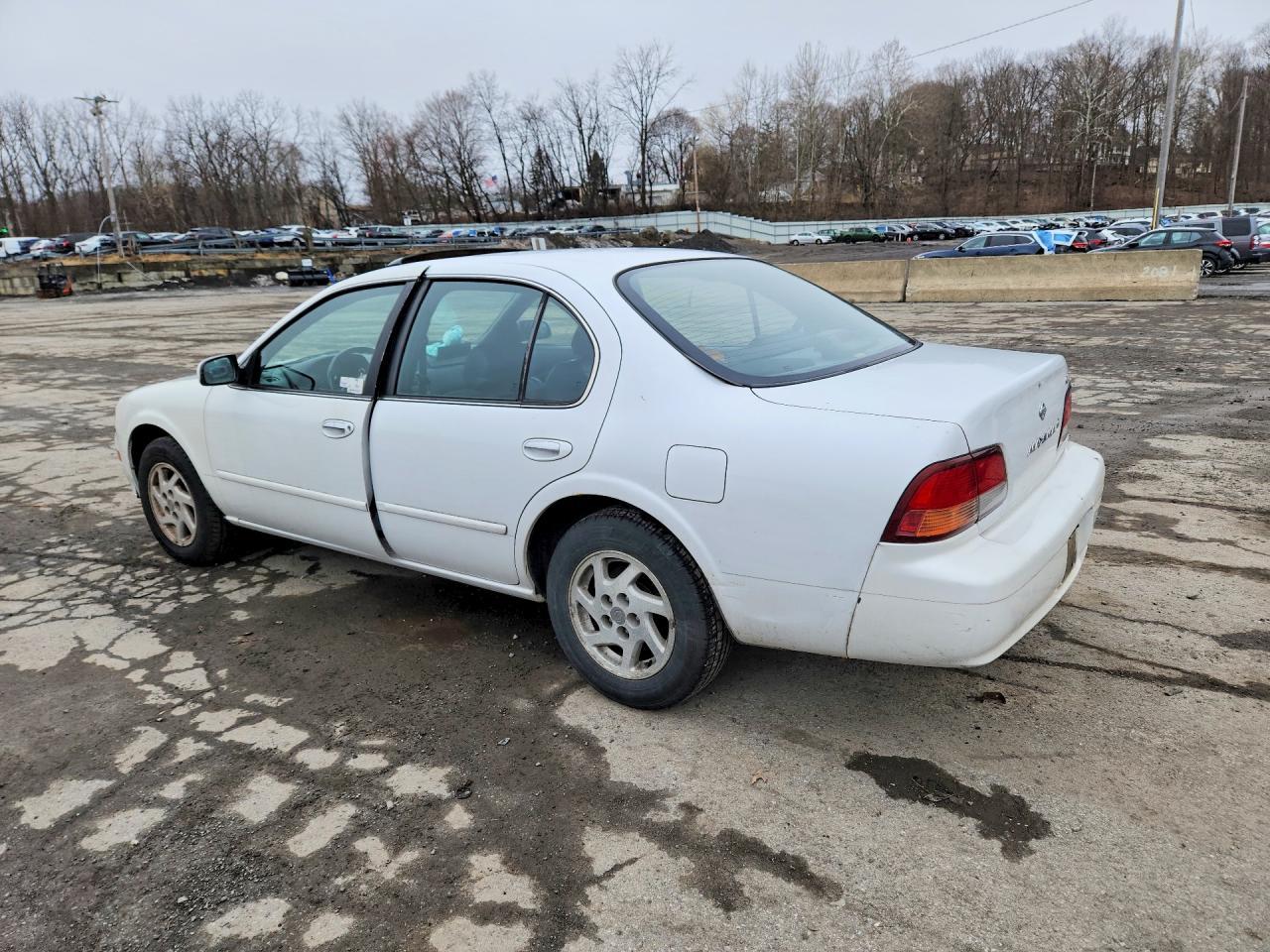 1998 Nissan Maxima Se - Фото 2