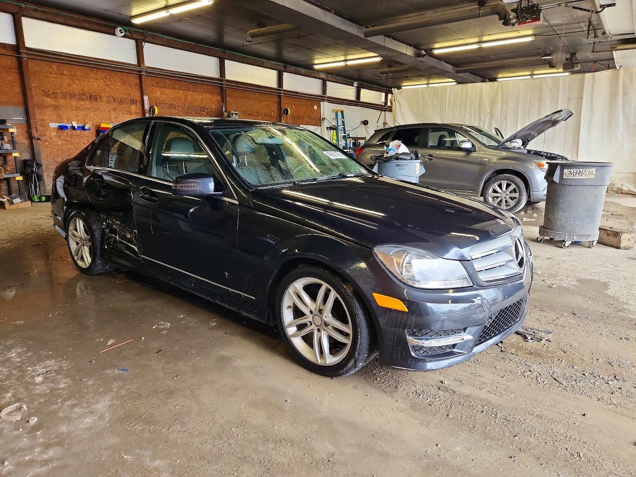 2012 Mercedes-Benz C 300 4Matic - Image 4