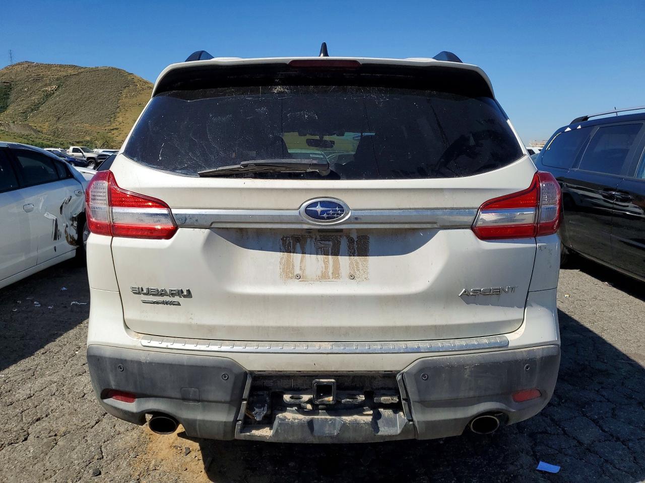 2020 Subaru Ascent Premium - Фото 6
