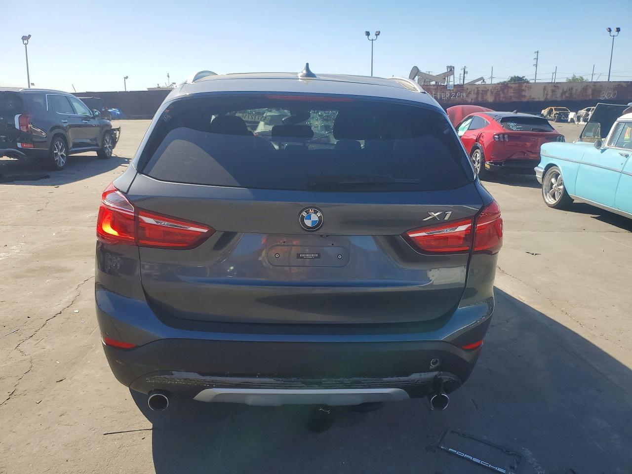 2018 BMW X1 xDrive28I - Фото 6