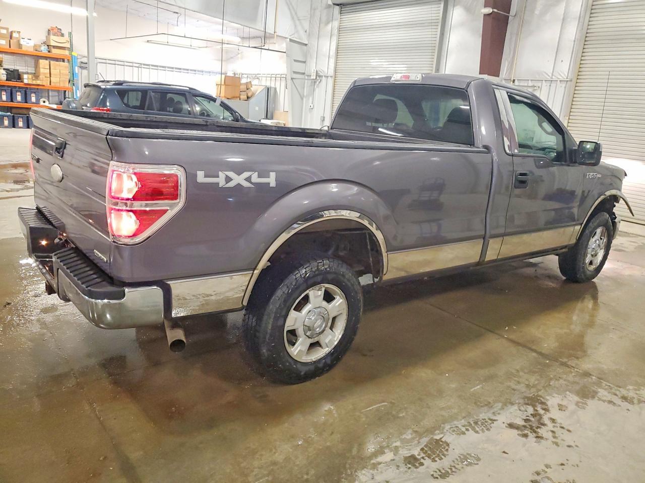 2011 Ford F150 - Image 3