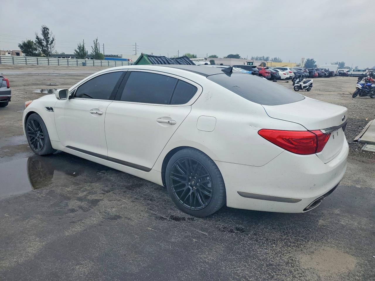 2015 Kia K900 Luxury - Фото 2