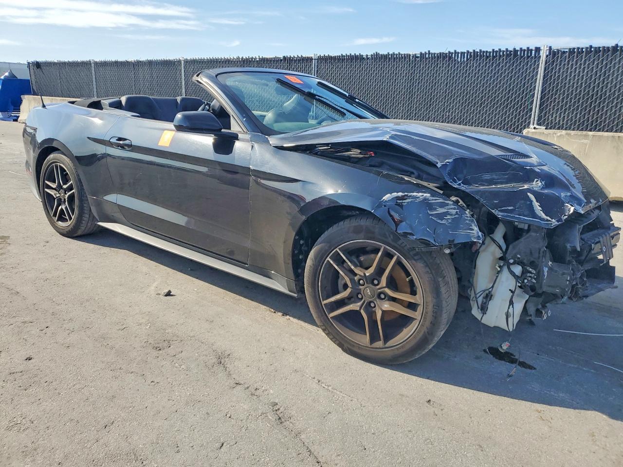 2021 Ford Mustang - Фото 4