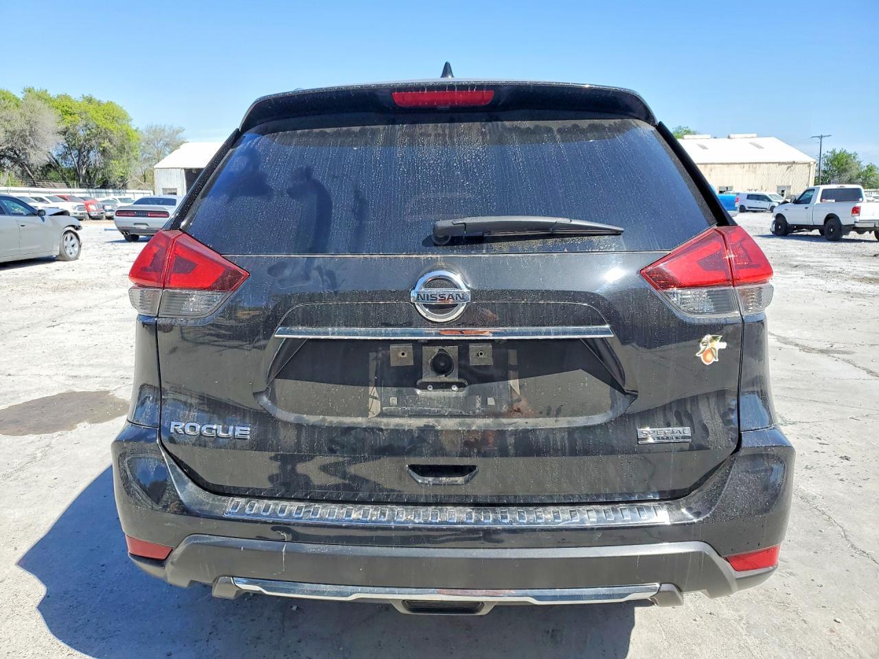 2020 Nissan Rogue S - Фото 6