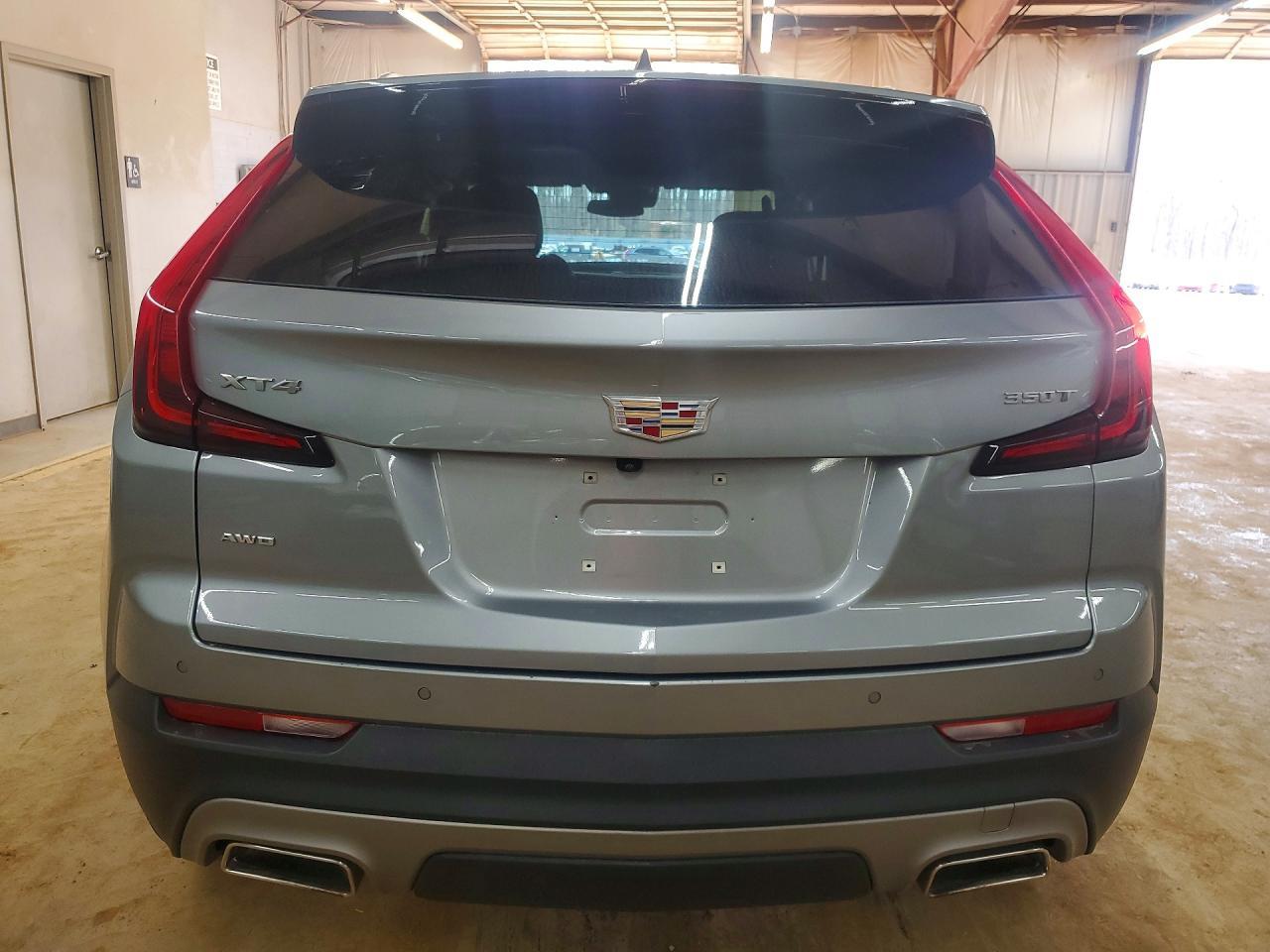 2023 Cadillac Xt4 Premium Luxury - Image 6