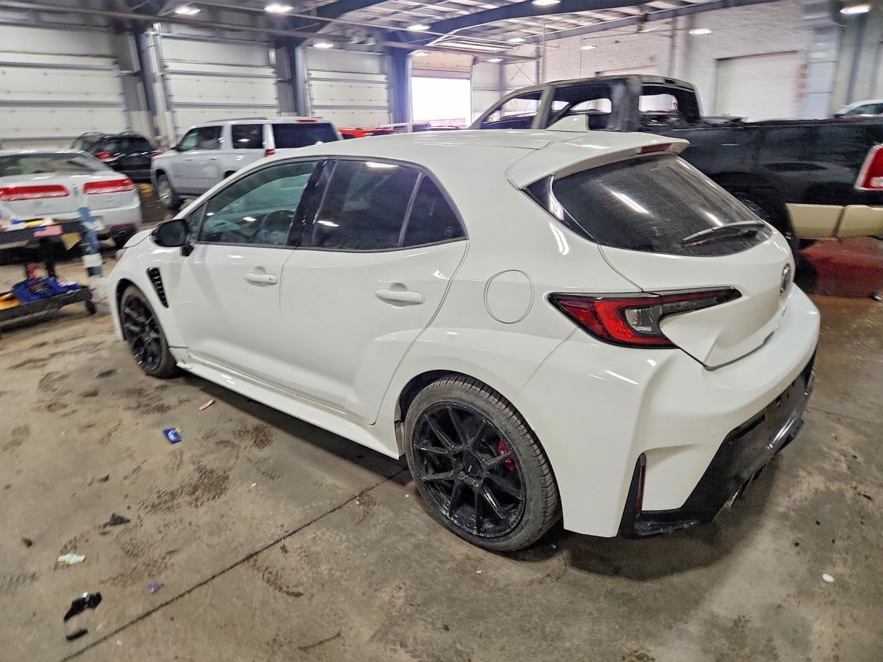 2024 Toyota Gr Corolla Premium - Фото 2