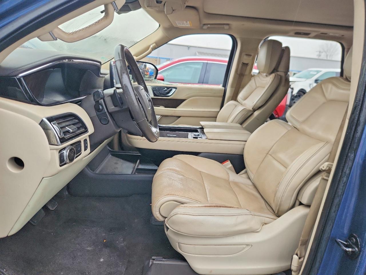 2018 Lincoln Navigator L Reserve - Image 7
