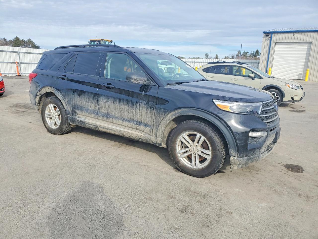 2022 Ford Explorer Xlt - Фото 4