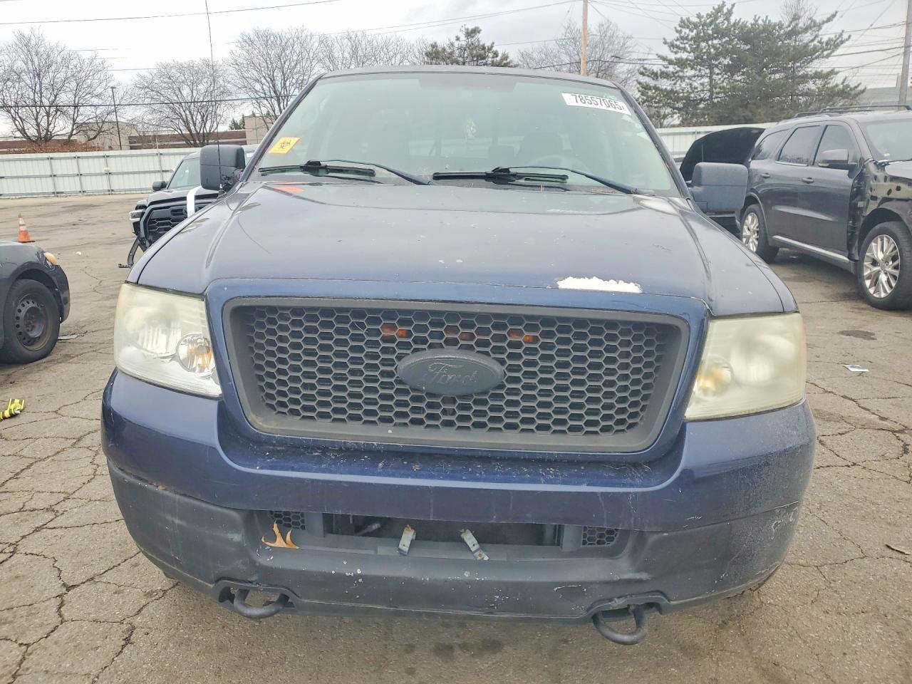 2005 Ford F150 - Image 5