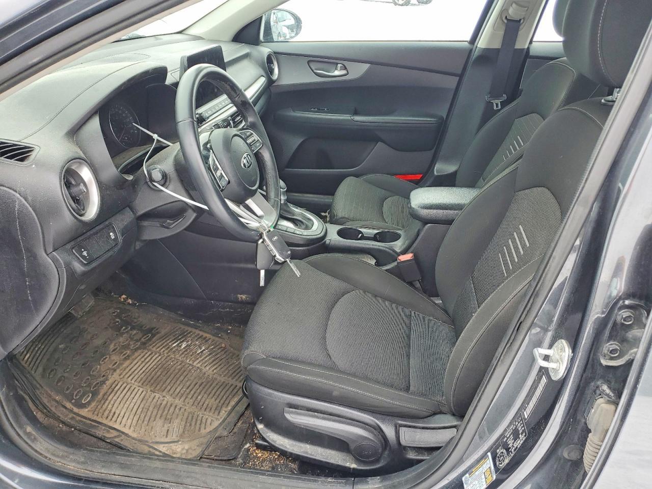 2021 Kia Forte - Фото 7