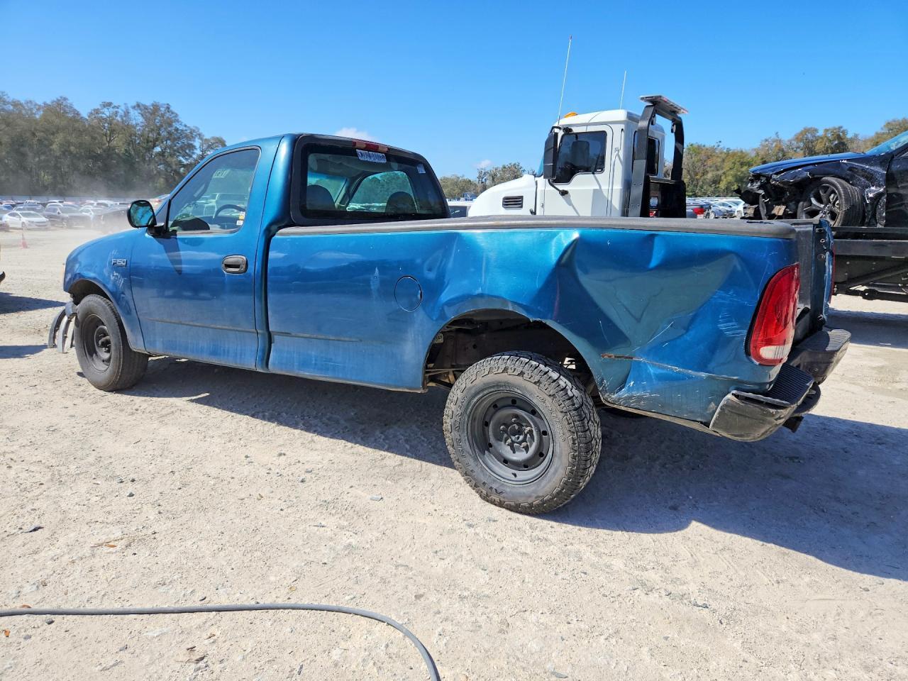 2000 Ford F150 - Фото 2