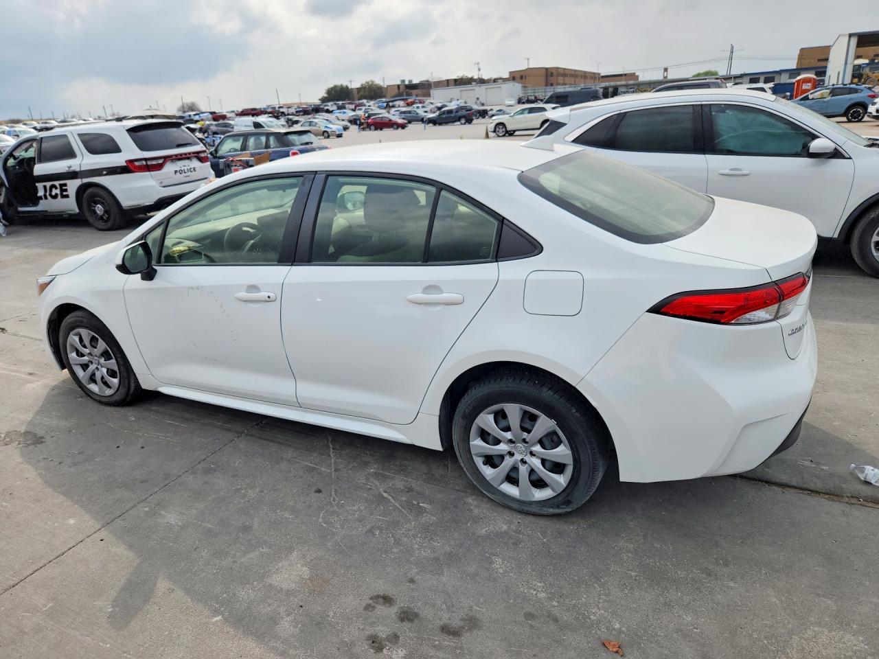 2024 Toyota Corolla Hybrid Le - Фото 2