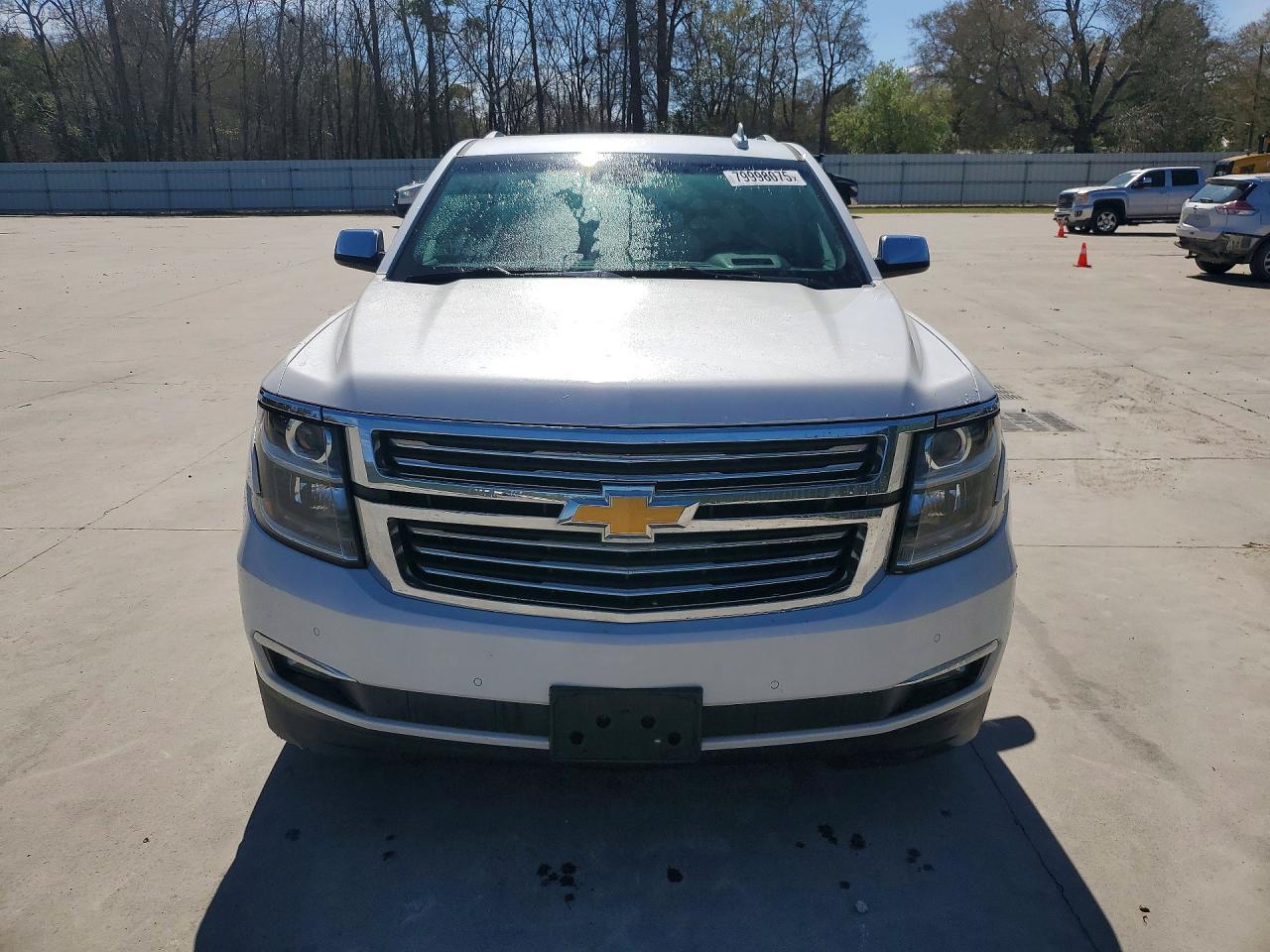 2016 Chevrolet Suburban C1500 Ltz - Image 5