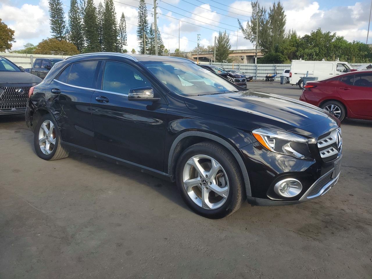2018 Mercedes-Benz Gla 250 - Image 4