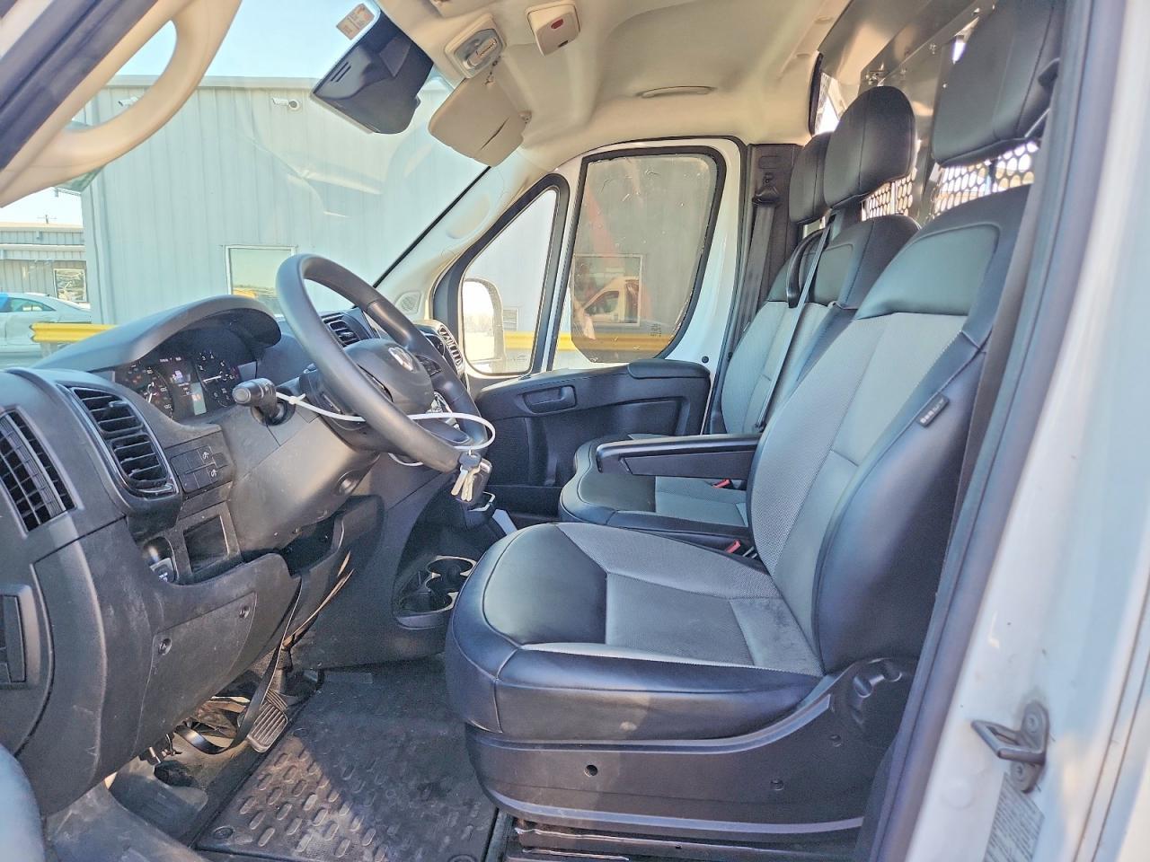 2023 Ram Promaster 2500 Utility / Service Van - Image 7