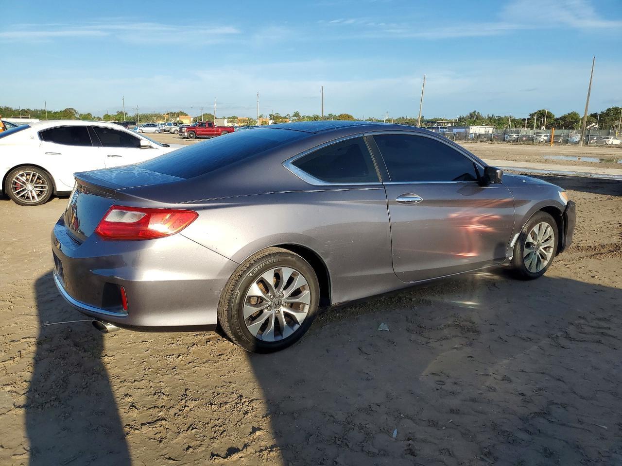 2015 Honda Accord Lx-S - Фото 3