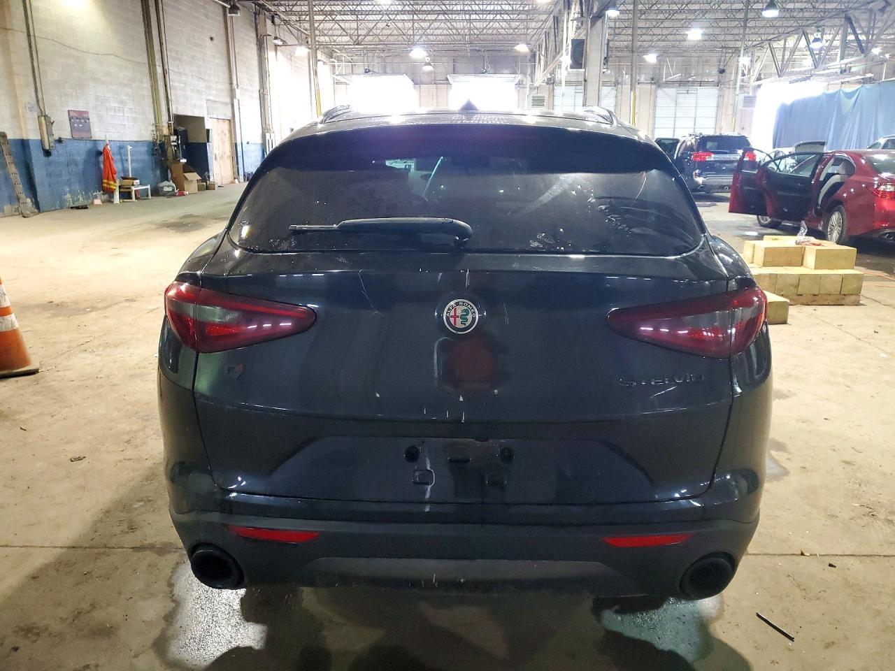 2019 Alfa Romeo Stelvio Ti - Image 6