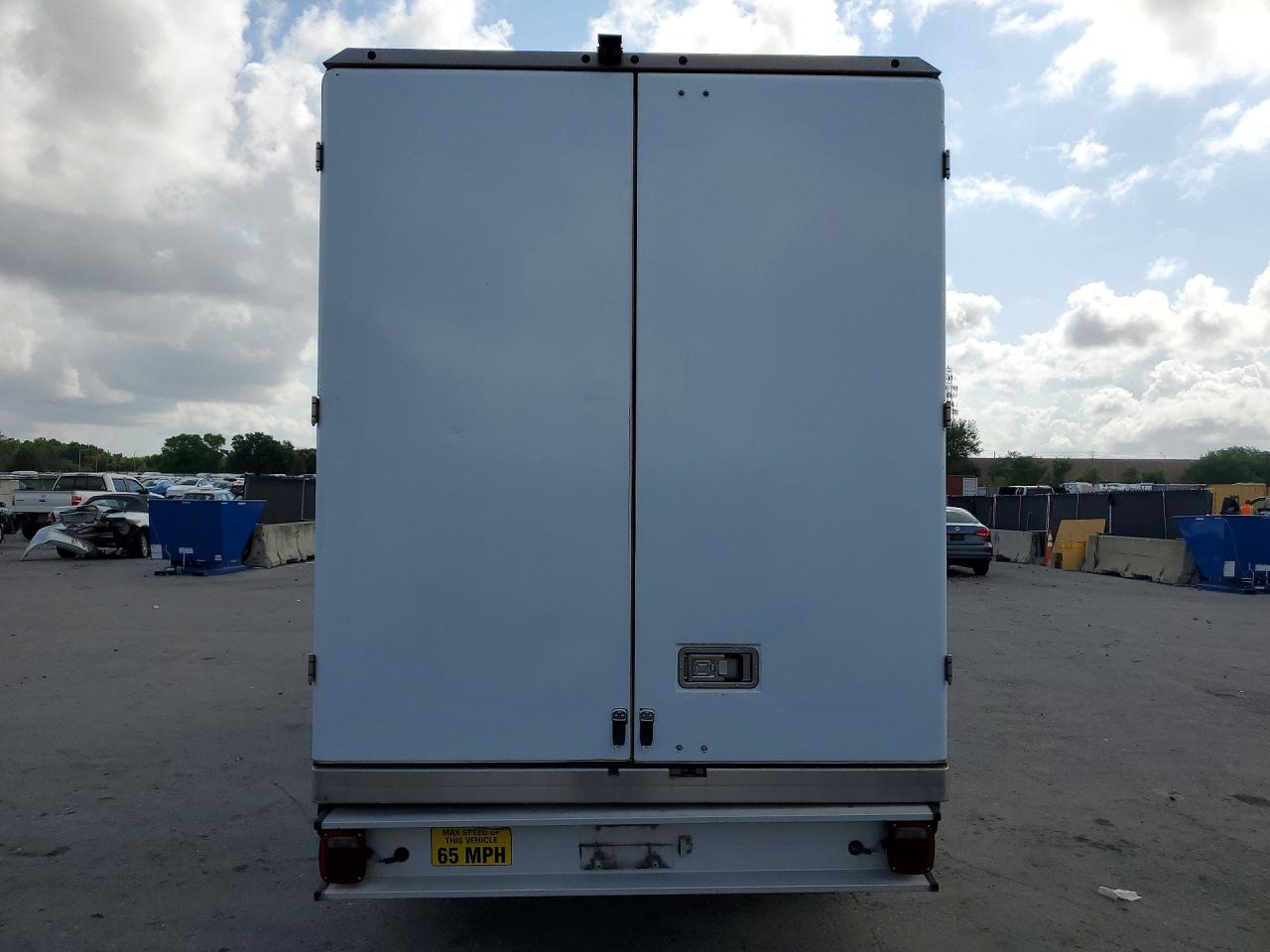 2020 Ford Transit Delivery Truck - Image 6