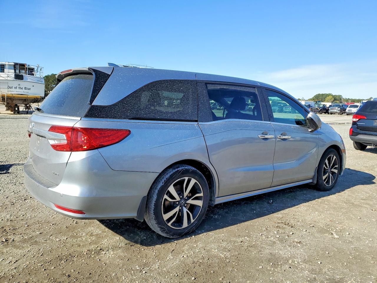 2020 Honda Odyssey Elite - Фото 3