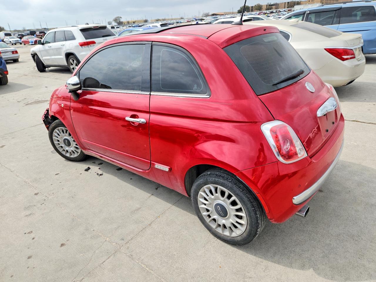 2013 Fiat 500 Lounge - Image 2