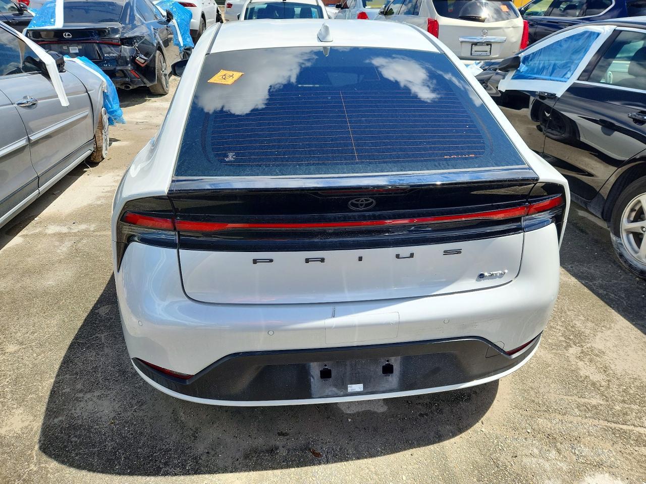 2024 Toyota Prius Le - Фото 6