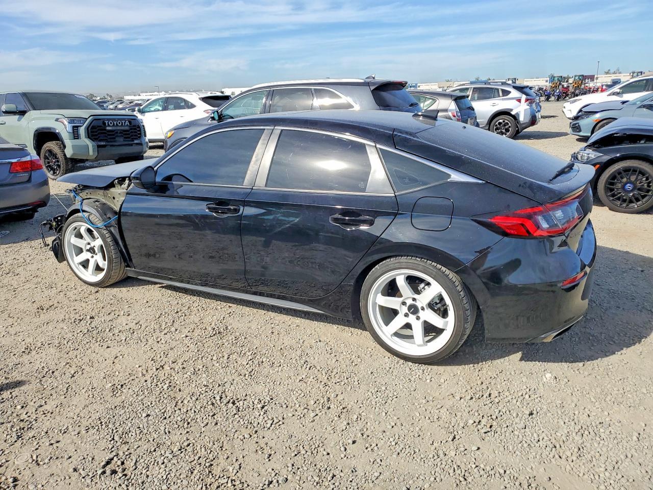 2024 Honda Civic Sport Touring - Фото 2