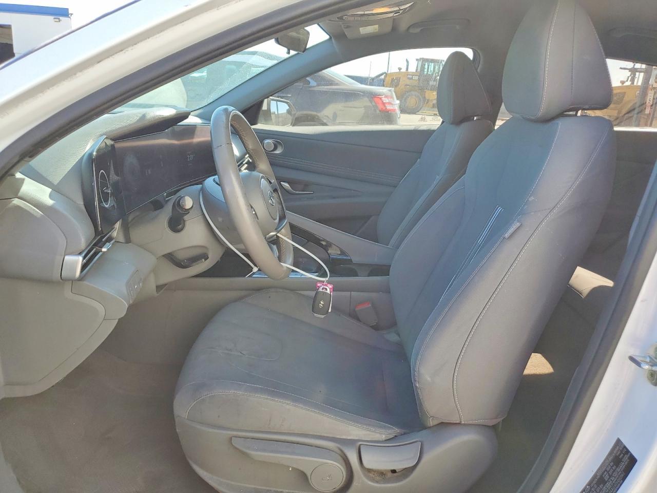 2023 Hyundai Elantra Sel - Фото 7