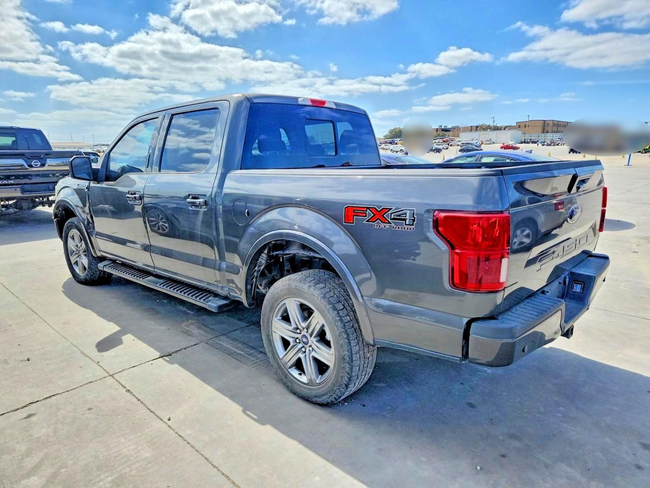 2019 Ford F150 Lariat - Фото 2