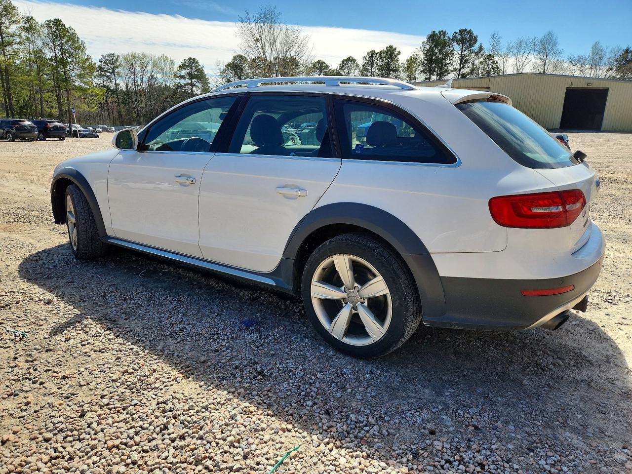 2014 Audi A4 Allroad Premium Plus - Image 2