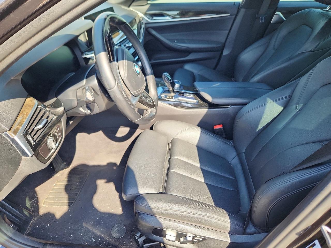 2020 BMW 530 I - Image 7