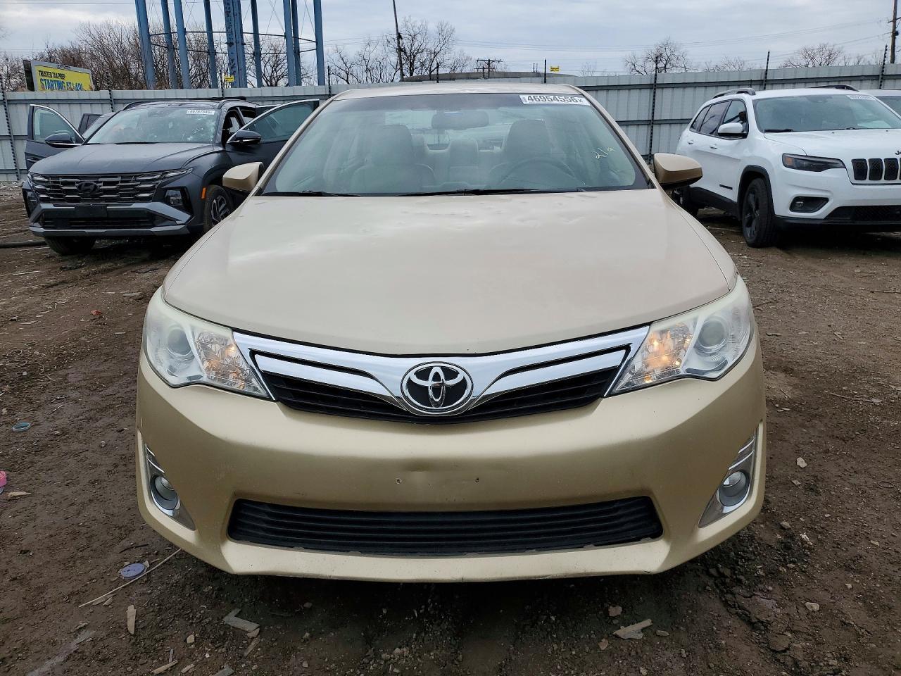 2012 Toyota Camry Xle V6 - Image 5