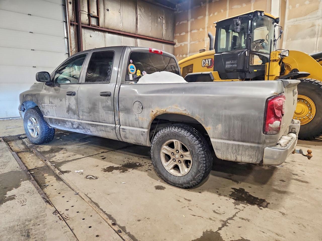 2007 Dodge Ram 1500 St - Фото 2