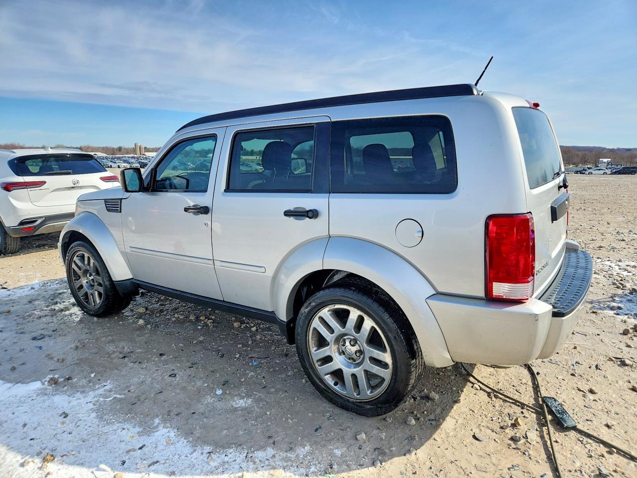 2010 Dodge Nitro Heat - Фото 2