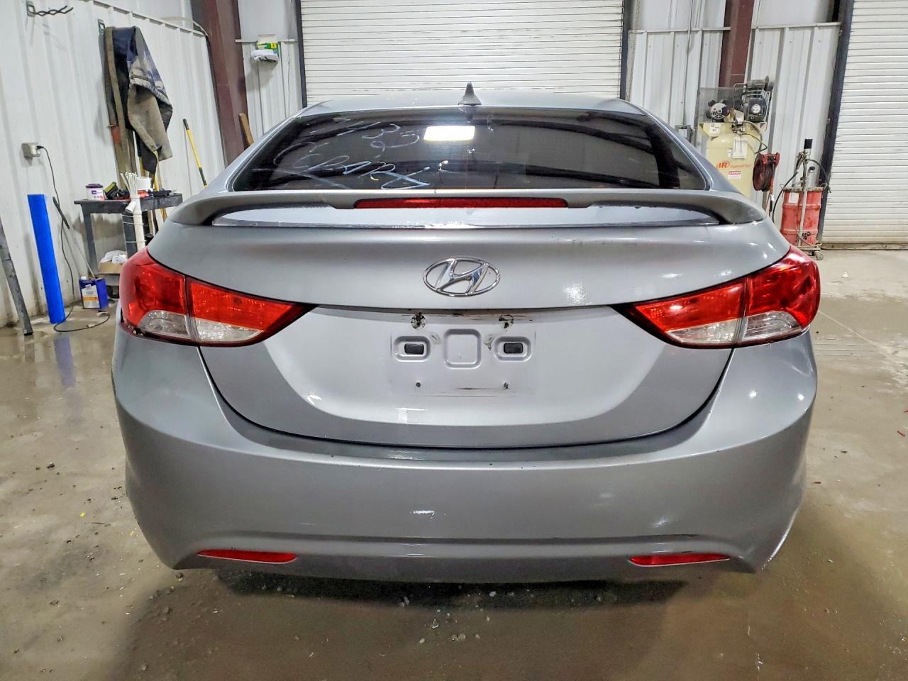 2013 Hyundai Elantra Gls - Фото 6