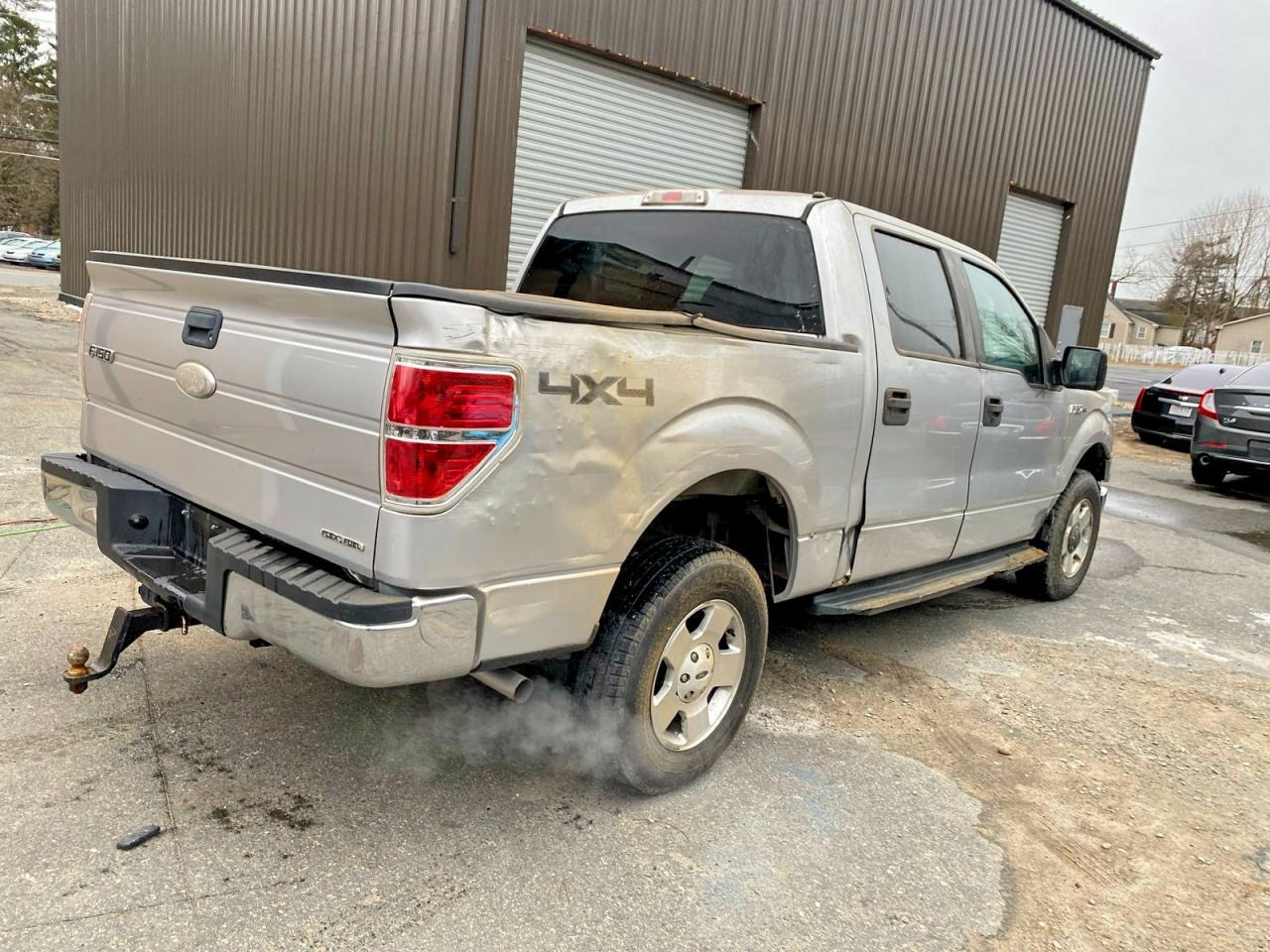 2011 Ford F150 Supercrew - Фото 4