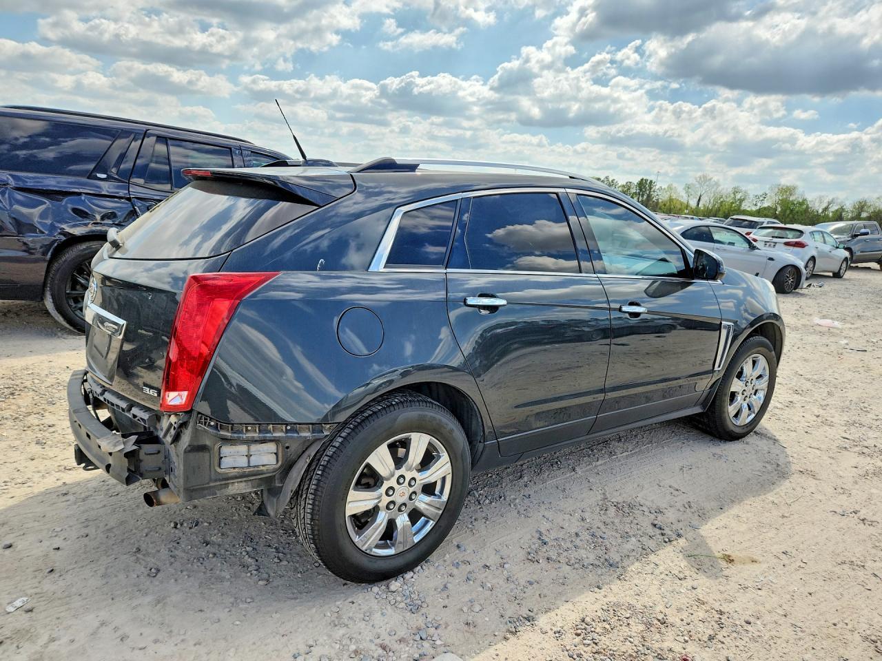 2015 Cadillac Srx Luxury Collection - Image 3