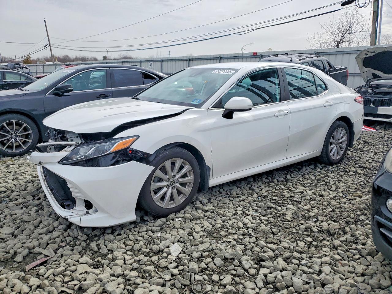 2020 Toyota Camry Le