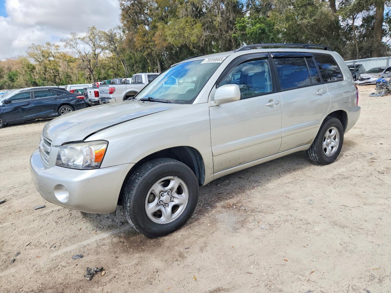 2005 Toyota Highlander Base