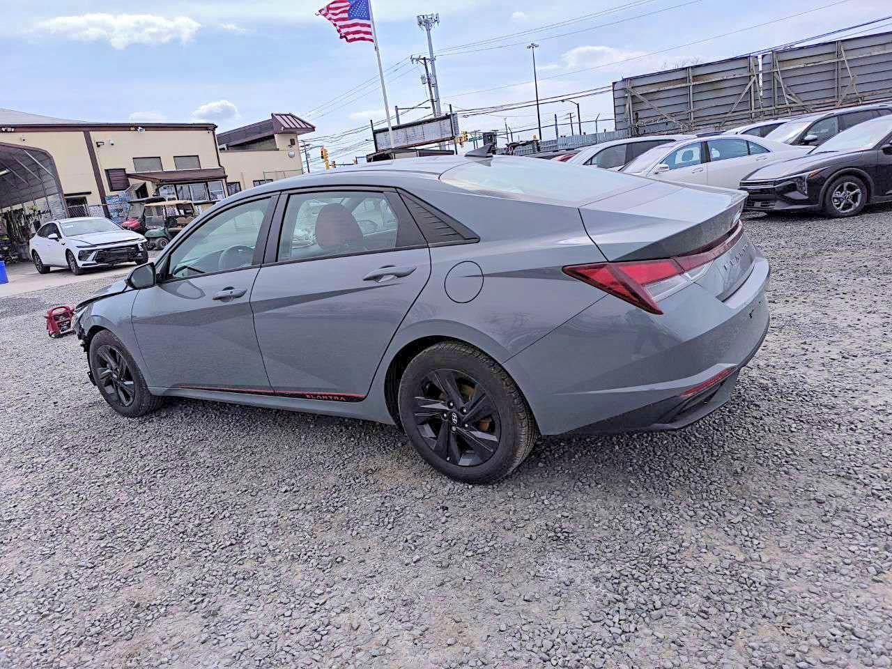 2021 Hyundai Elantra Sel - Фото 2
