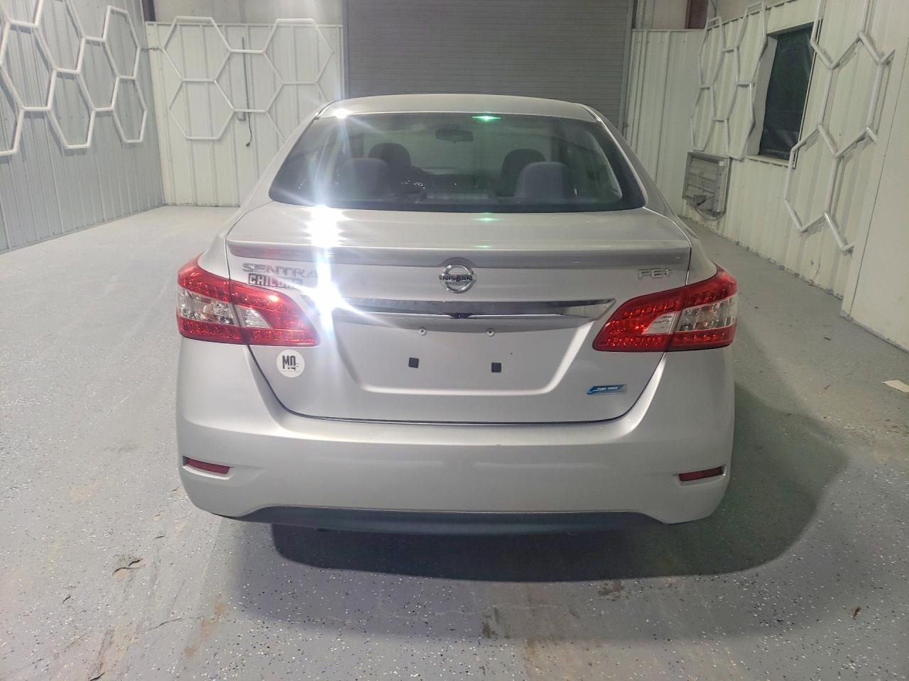 2013 Nissan Sentra S - Фото 6